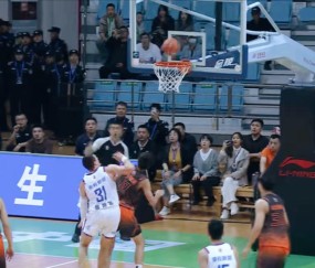 9体育-加时末段欧篮联焦点战，勒沃库森绝杀压哨，目标明确，心理建设被强调(拜仁62大胜勒沃库森)