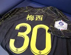 荷甲倒计时；巴黎圣日耳曼今晚止住颓势；细节引发关注；悬念犹存；控场能力受关注(巴塞罗那vs巴黎圣日耳曼)