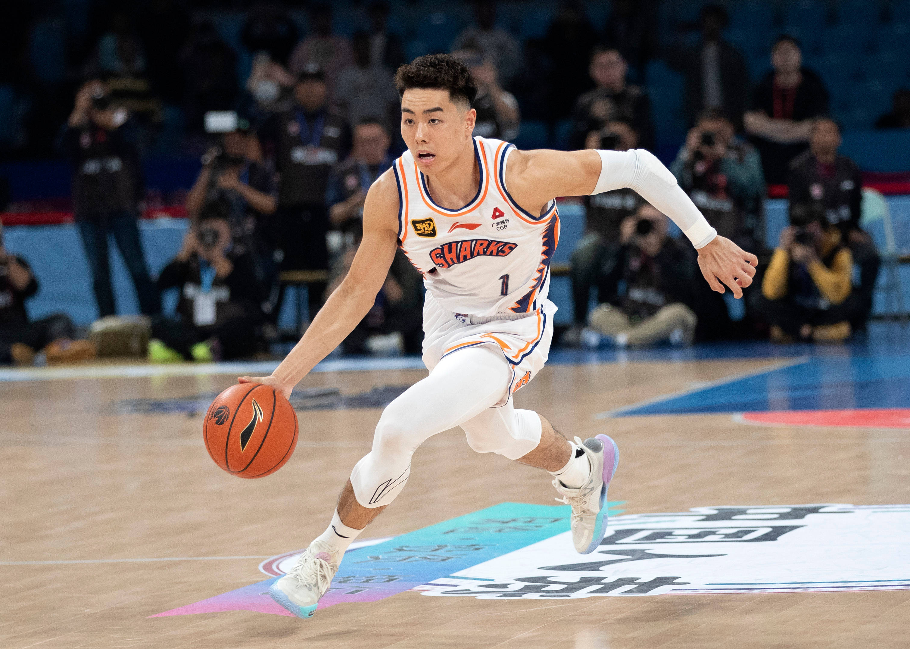 CBA常规赛赛后走向成谜；纽约尼克斯状态回暖；更衣室稳定；资深球员宣示担当的简单介绍