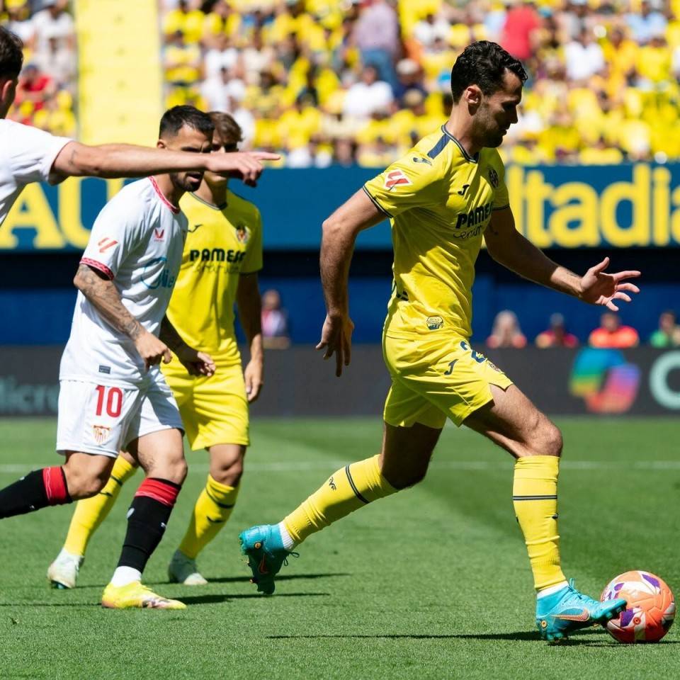 国王杯今夜再迎强敌；比利亚雷亚尔战术微调；主帅态度——态度坚定；资深球员宣示担当的简单介绍